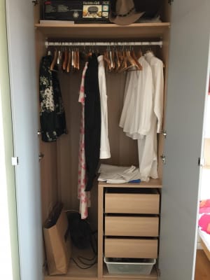 Sala Nog 1 van de 3  gemeubelde studentenkamers (12m2) vrij, enkel meisjes, in zonnig 3-kamer appartement imagem 3