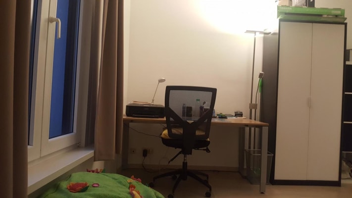 Sala Kot in Antwerpen dicht bij nieuwe campus park spoor noord imagem 1