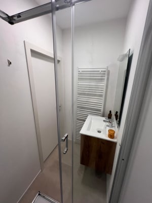 Ev Maison rénovée avec 4 chambres spacieuses à Gilly resim 2