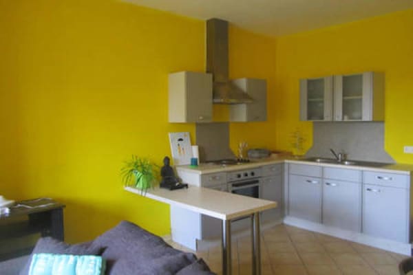 Chambre Logement meublé et équipé Marcinelle pour stagiaire ou étudiant (proche Charleroi) image 2