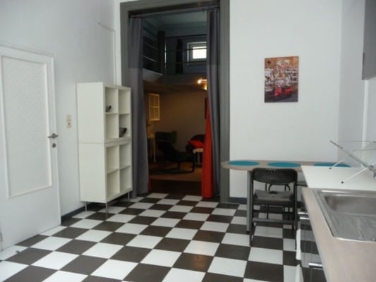 Appartement Très joli appartement entièrement meublé à Liège image 3