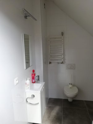 Studio Een leuke woonst in Brussel van 30m² aan € 600 per maand foto 5