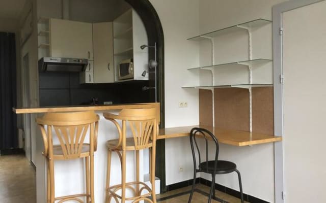 Oda Studio with private shower/bath, private toilet and private kitchen resim 4
