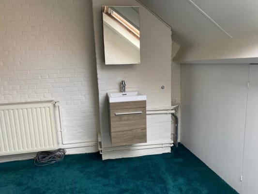 Kamer Ruime studentenkamer te huur centrum Hasselt Stadsomvaart foto 1