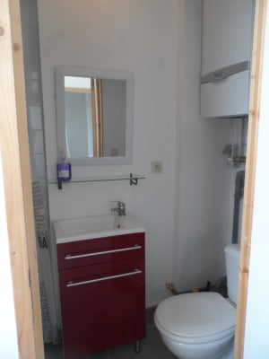 Apartamento LUMINEUSE PETITE CHAMBRE AVEC SDB ET WC PRIVES imagem 3