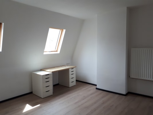 Kamer Kamer van 24m² - 3e verdieping - Park Spoor Noord foto 4