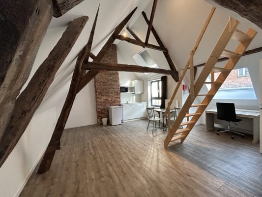 Sala Sint-Michielsstraat 3 imagem 1