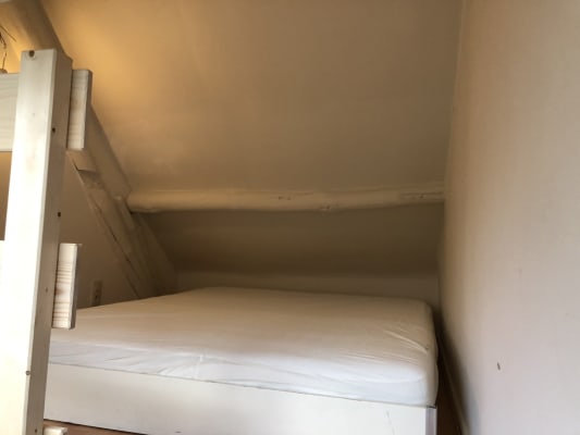 Oda Chambre étudiant "studio" au vert chez l'habitant resim 5