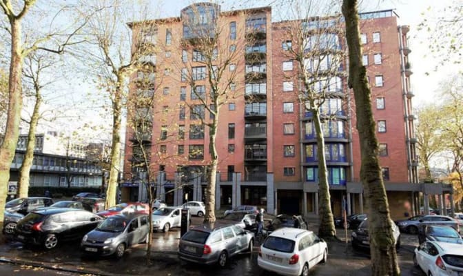 Apartamento Flat van 78m² - Charleroi imagem 2