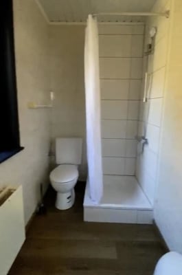 Studio Prachtige pas vernieuwde studio met zicht op de stadswallen van Brugge. image 4