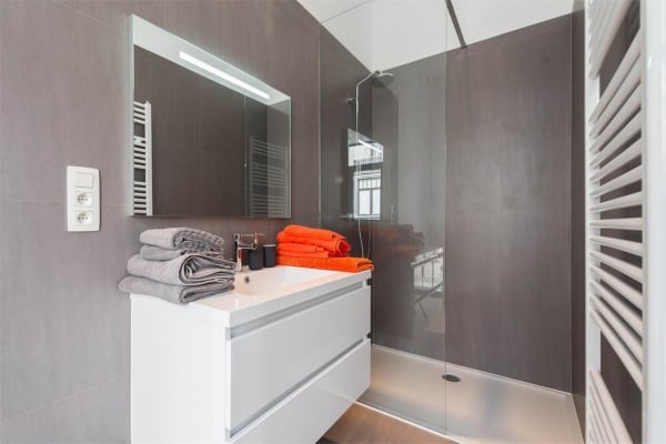 Apartamento Apartment on Rue Fernand Neuray imagem 1