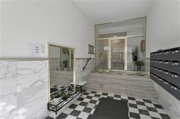 Zimmer Ruime rustige lichtrijke studio nabij centrum Bild 5