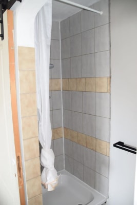 Sala Kot étudiant / stagiaire à louer à Gilly imagem 3