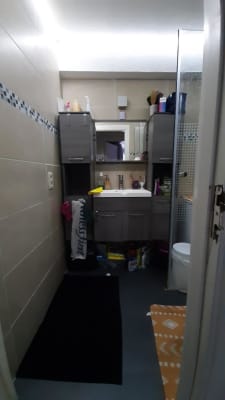 Zimmer CHAMBRE A LOUER POUR FILLE Bild 5