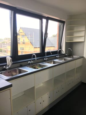 Sala Koten te huur - studentenhuis van 12 kamers (KAMER 6) imagem 3