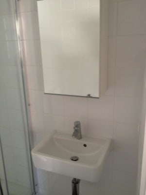 Cuarto Nieuwe studentenstudios, volledig gemeubeld, aparte keuken en badkamer per studio. imagen 2