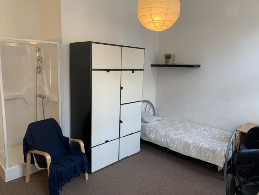 Kamer Gezellige, ruime studentenkamer in authentiek en rustig gebouw foto 1