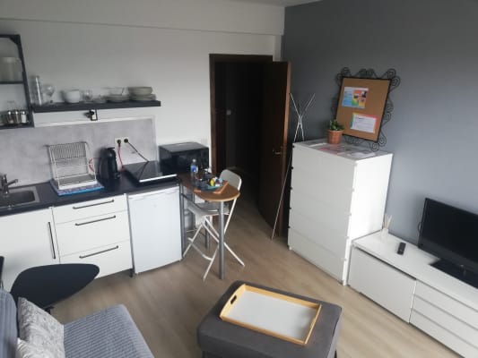 Cuarto Mini Studio avec kitchenette avec salle de bain privée imagen 3