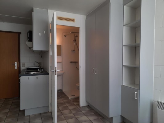 Camera Gemeubelde  studio met aparte slaapkamer Immagine 3
