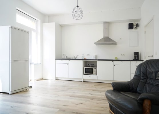 Sala Spacieuse chambre meublée - centre Anderlecht imagem 2