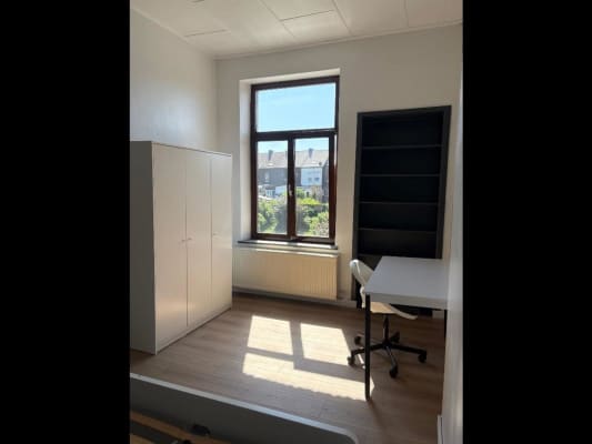 Casa Colocation - 3 chambres - Charleroi Immagine 1