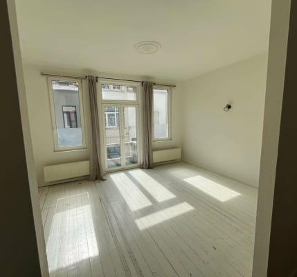 Apartamento Appartement met 1 grote slaapkamer en terrasje imagem 1