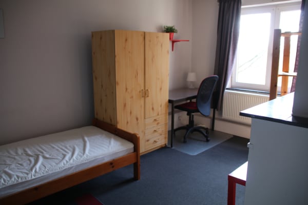 Chambre studentenkamer te huur(geen domiciliatie!) vanaf 1/9/2022 image 2