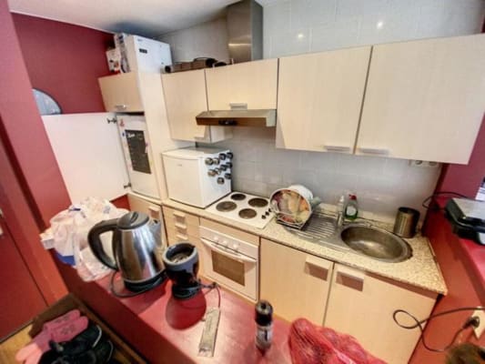 Estúdio Studio for rent in Av. Louise , Bruxelles imagem 3