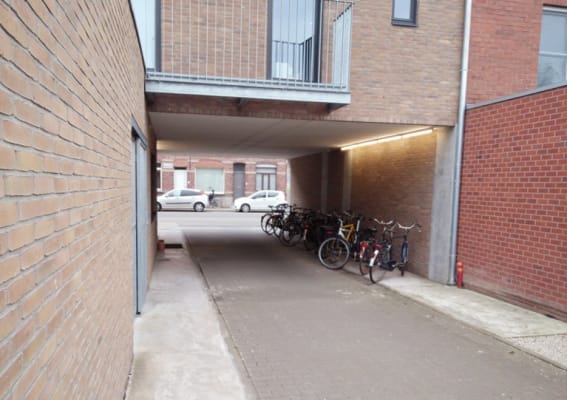 Casa Een leuke woning in Kortrijk van 16m² aan € 480 per maand imagem 4