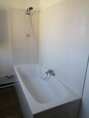 Zimmer Een aangenaam kot in La-Louviere van 12m² aan € 350 per maand Bild 2