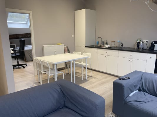 Wohnung Appartement meublé pour 2 étudiant(e)s dans superbe immeuble de maître Bild 1