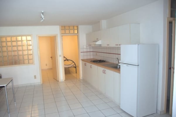 Wohnung A LOUER 5' DE L'ECOLE Bild 3