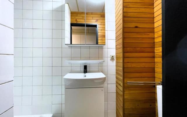 Room Studio with private shower/bath, private toilet and private kitchen image 4