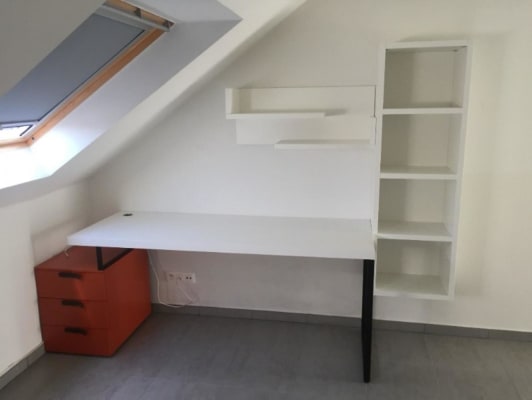 Room Leuk en trendy studentenpand te Kortrijk image 2