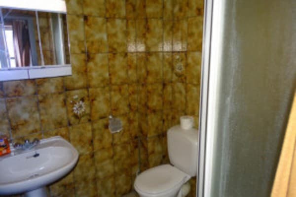 Studio Furnished studio - single bed with own kitchen and bathroom (min. 3 months) foto 2