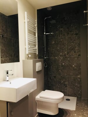 Kamer Zeer ruime en gunstig gelegen gemeubelde studio met alle comfort vlakbij ST.Pieterstation zijde centrum foto 4