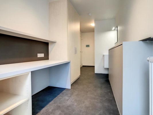 Sala Gemeubelde studentenkamer in Mechelen centrum imagem 3