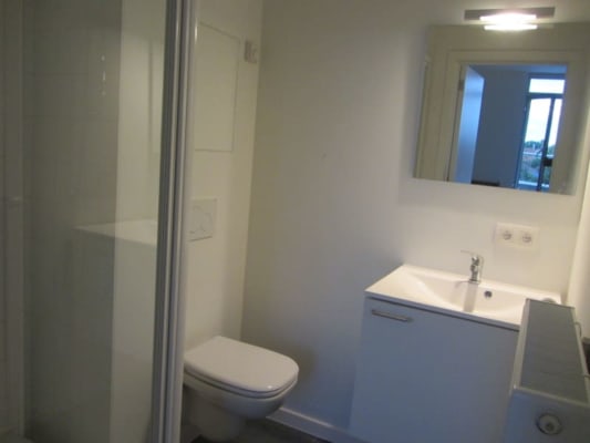 Sala WEEKrent studio7: veilig, rustig, over het park imagem 1