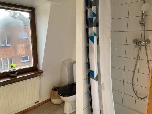 Zimmer Kot meublé chez l'habitant Bild 3