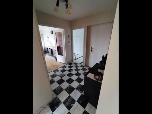 Appartement recherche 2 colocs image 1