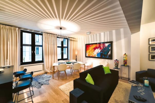 Appartement Apartment • 2 room(s) • 2 Bed. • 1 Bath. • 100 m²  foto 3