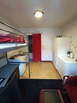 Studio studio avec salle de bain et cuisine privatives Bild 1