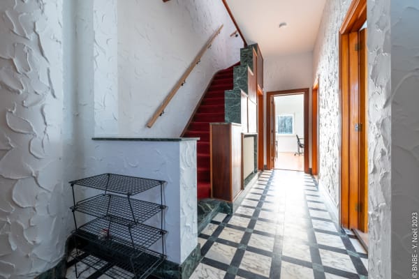 House image 4