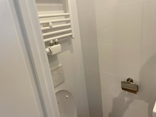 Sala Onderverhuur beschikbaar op de Naamsevest. imagem 5