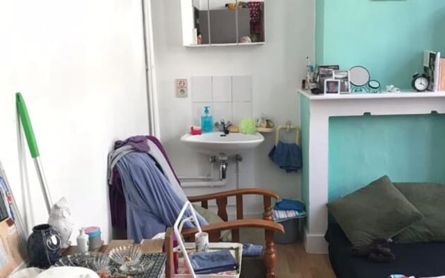 Kamer Room with shared bath/shower and shared toilet foto 5