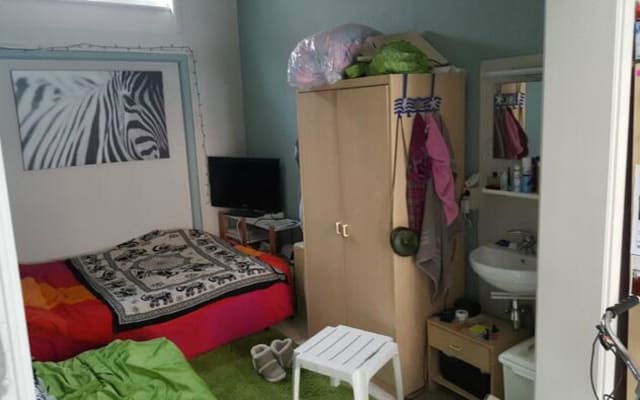 Room image 2