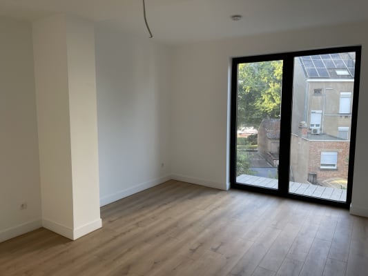 Room Een kamer met eigen badkamer en veel lichtinval 2.3 image 4