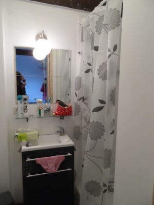 Studio KOT avec SDB PRIVEE pour etudiante Immagine 1