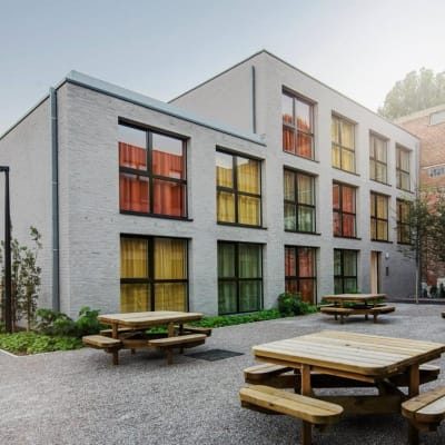Zimmer Moderne ruime studentenkamer (standaard) met eigen badkamer! Bild 2