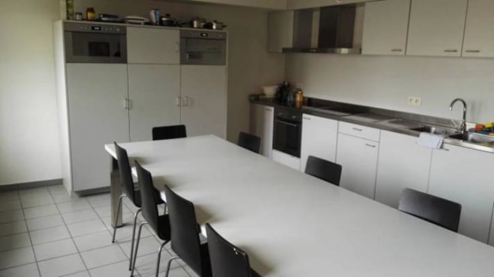 Kamer Herbert Hooverplein 13 foto 2